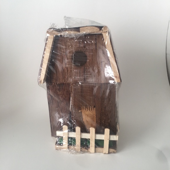 Full Cheeks Small Pet Fir Wood Hideaway & Forage Windmill To Be Fill With Treats - Picture 7 of 12